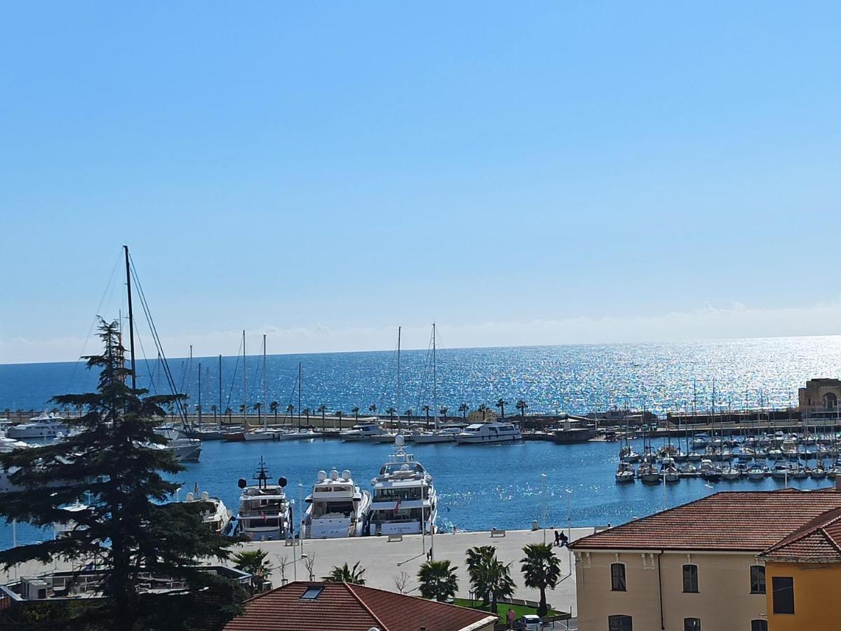 Hotel Miramare Imperia Kültér fotó