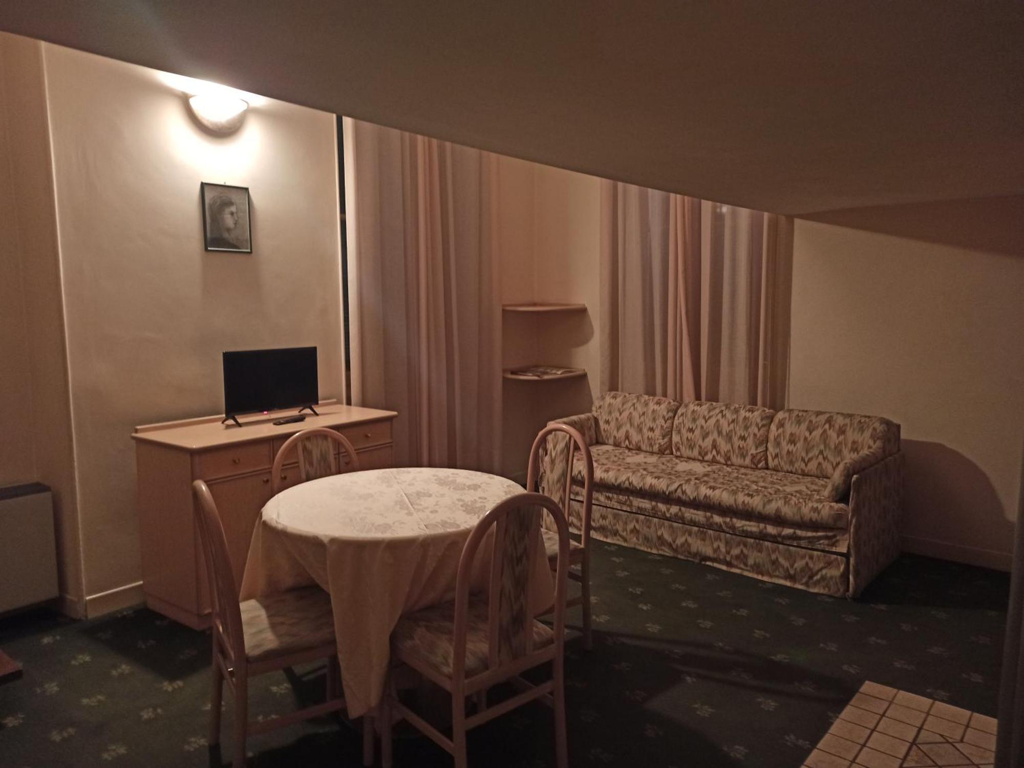 Hotel Miramare Imperia Szoba fotó