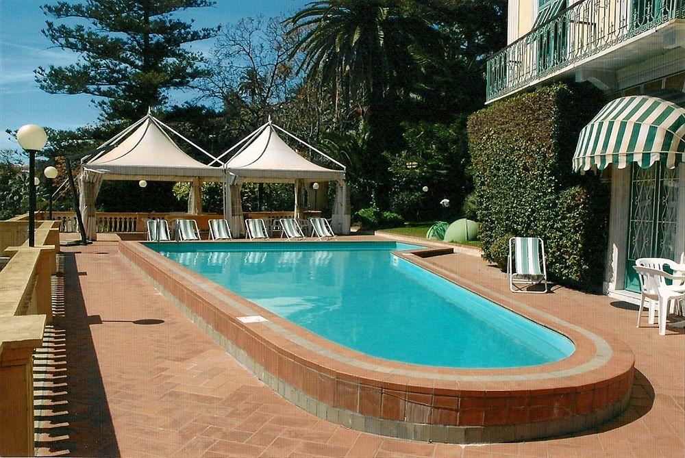 Hotel Miramare Imperia Kültér fotó