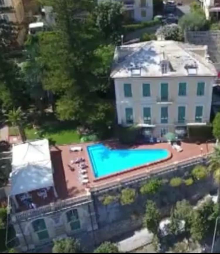 Hotel Miramare Imperia Kültér fotó